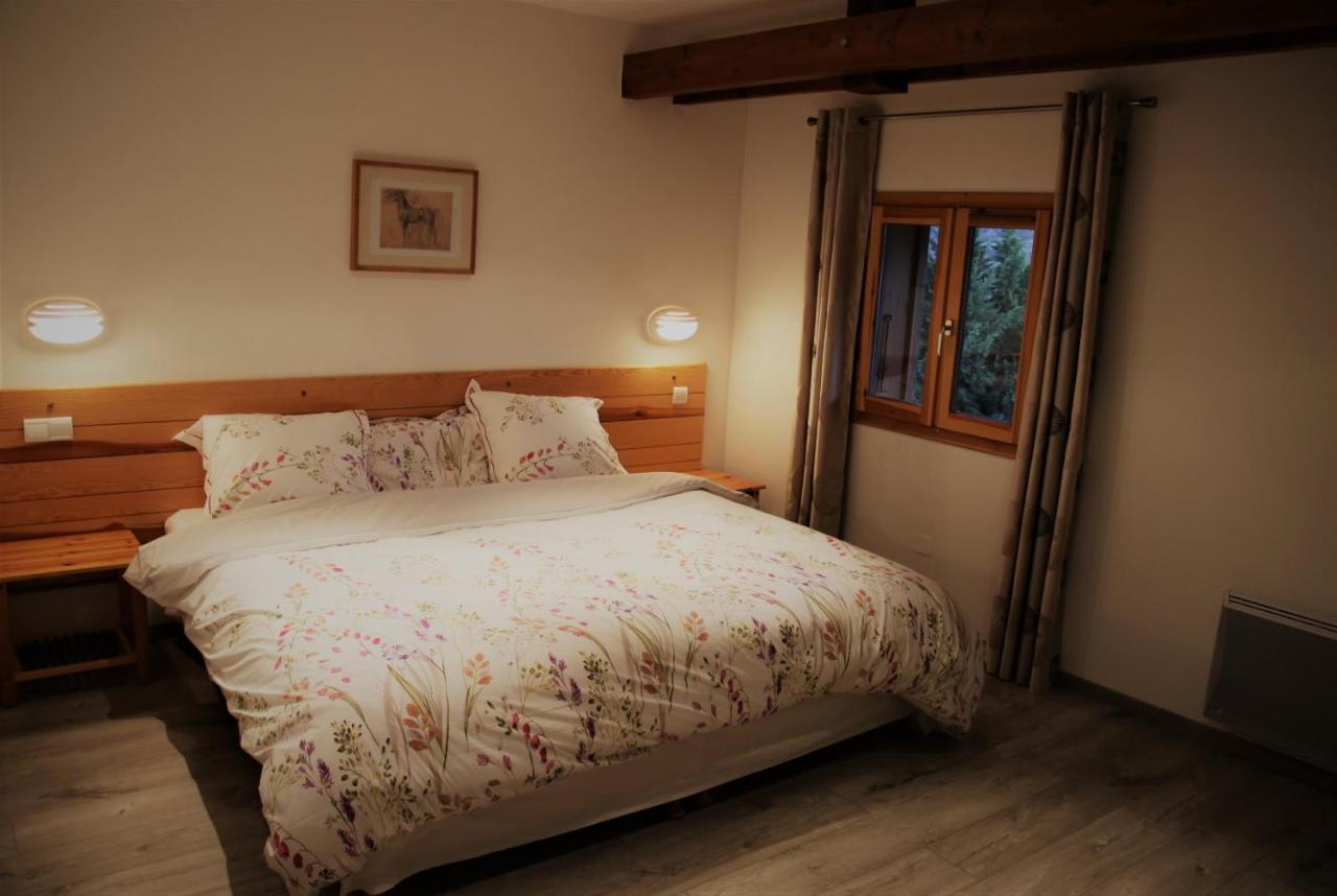 Chambres d'hôtes Les Peschiers Châteauroux-les-Alpes Extérieur photo